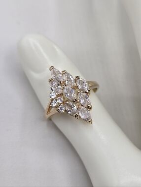 Swarovski Crystal Elements Gold Statement Ring Marquise Size 9.75 Prom Bridal